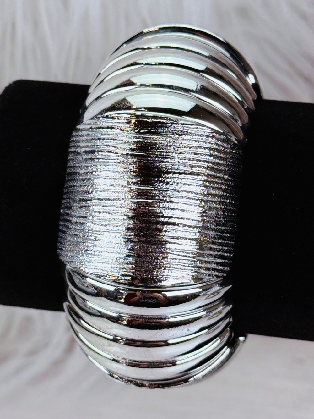 Chunky Silvertone statement stretch bracelet